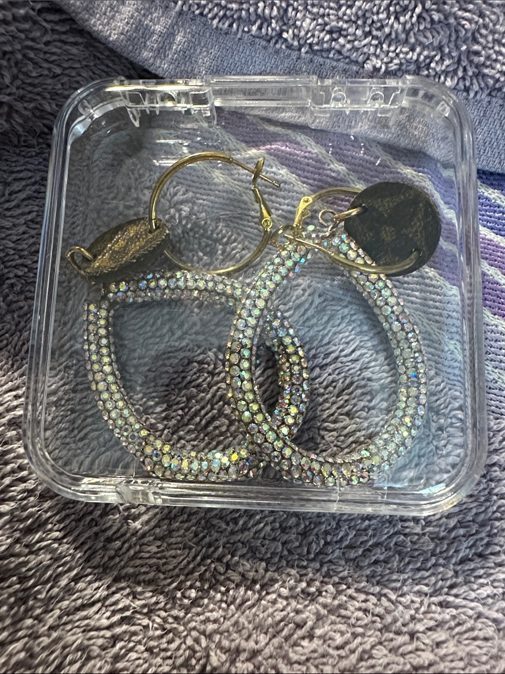 Sparkling Teardrop Dangle Earrings in Iridescent Crystal